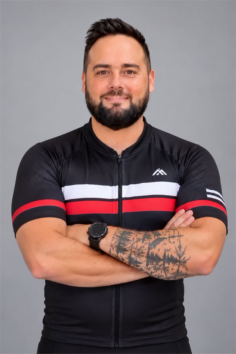 Basi, instructor de actividades dirigidas de Trisergicoach